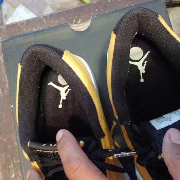 Jordan 14 retro light Ginger (2022) Size 8.5 - Picture 5 of 9